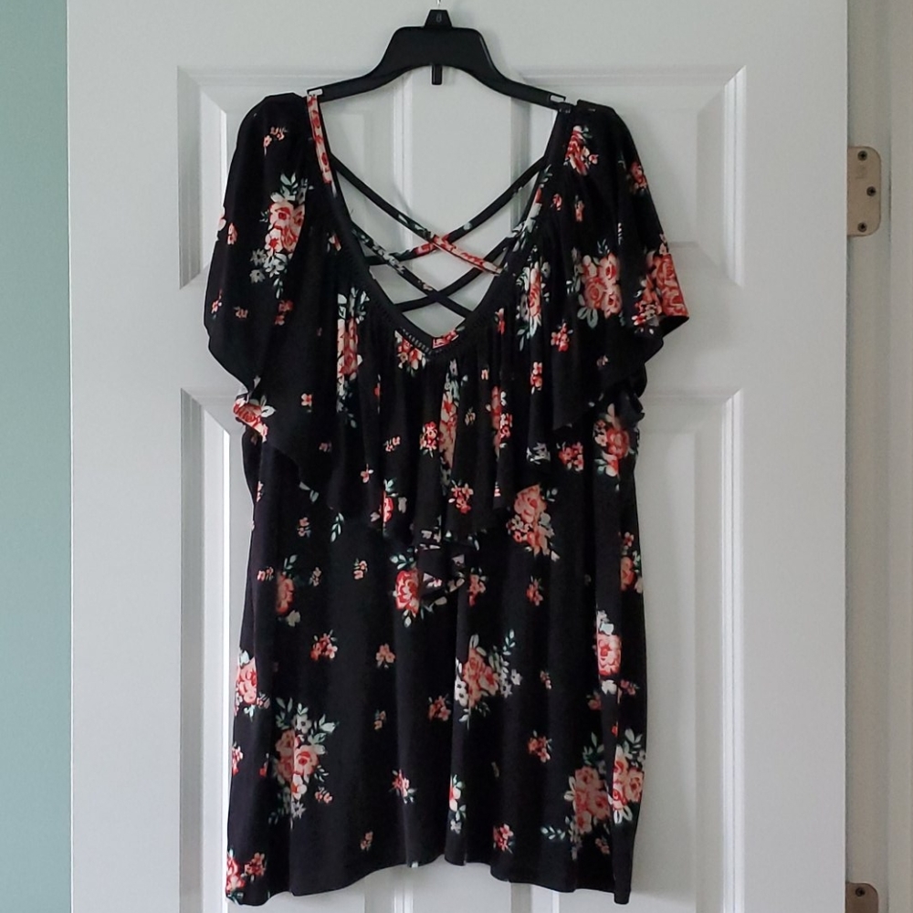 Black floral print top